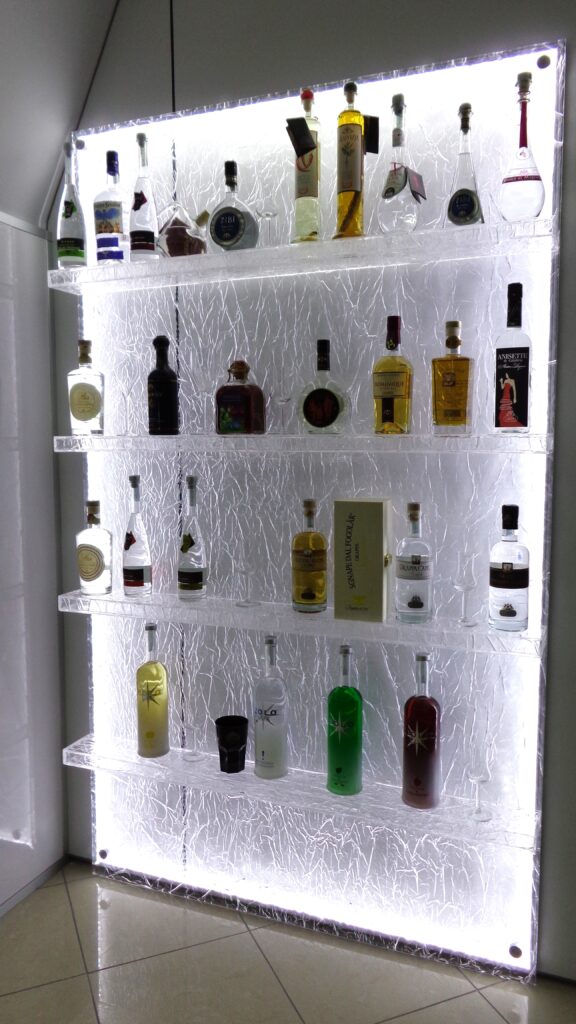 Salvatori Design per Vecchio amaro del capo, plexiglass, insegna